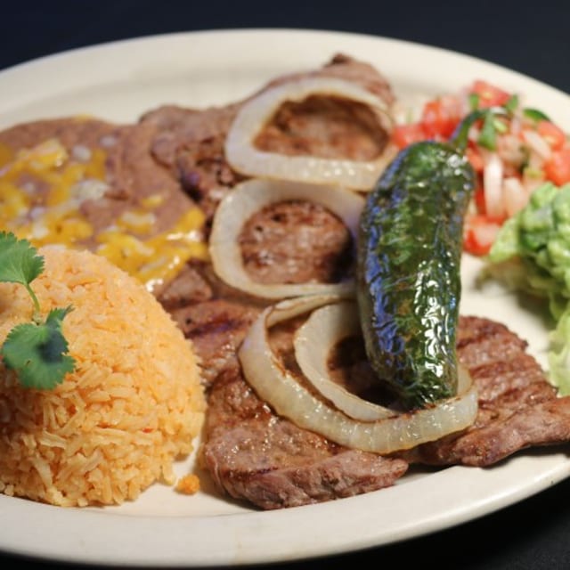 Carne Asada a La Parillada.